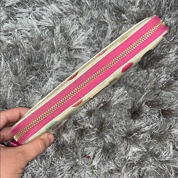 Kate Spade Wallet - Picture 4 of 12